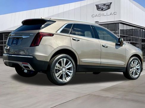Used 2023 Cadillac XT5 Premium Luxury w/ Platinum Package AWD/4WD image 11
