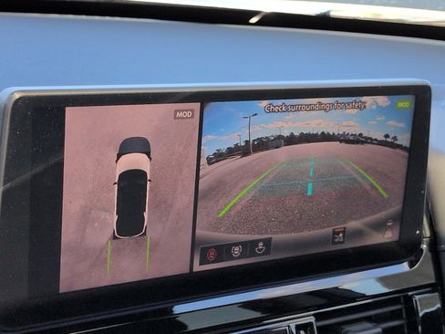 New 2026 Nissan Pathfinder SL image 24