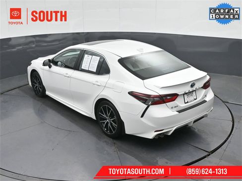 Used 2023 Toyota Camry SE w/ Cold Weather Package image 56