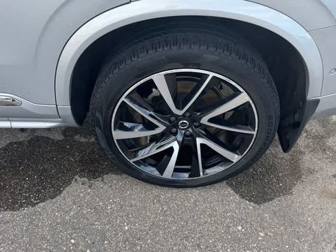 Used 2023 Volvo XC90 B6 Plus w/ Protection Package Premier AWD/4WD image 11