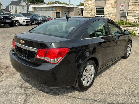 Used 2012 Chevrolet Cruze LS w/ Connectivity Package FWD image 4
