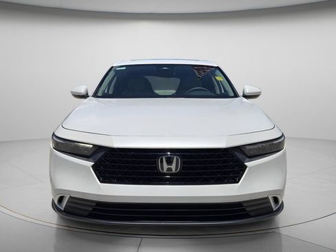 Certified 2023 Honda Accord EX image 5