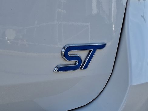 Used 2024 Ford Explorer ST w/ Equipment Group 401A image 31