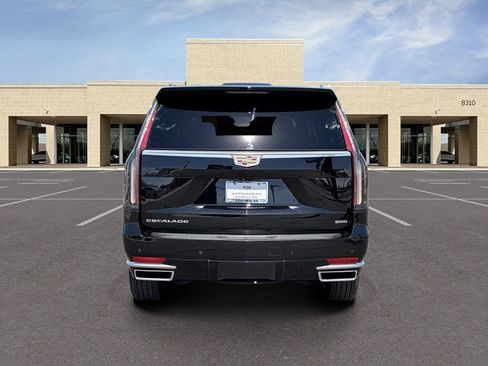 Certified 2022 Cadillac Escalade ESV Premium Luxury AWD/4WD image 6