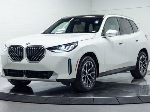 Certified 2025 BMW X3 xDrive30i w/ Premium Package AWD/4WD image 6