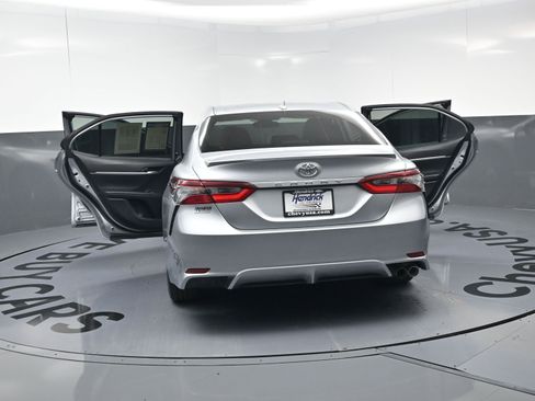 Used 2024 Toyota Camry SE image 26