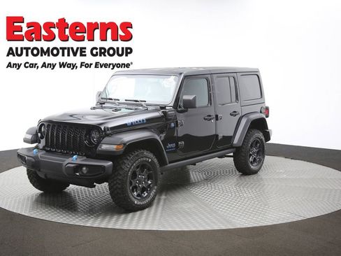 Used 2023 Jeep Wrangler Unlimited w/ Dual Top Group image 61