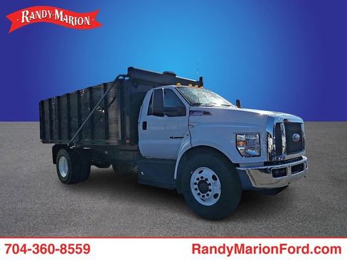 Used 2021 Ford F650 2WD Regular Cab Super Duty image 2