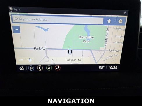 Used 2021 GMC Yukon XL SLT w/ SLT Luxury Plus Package image 17