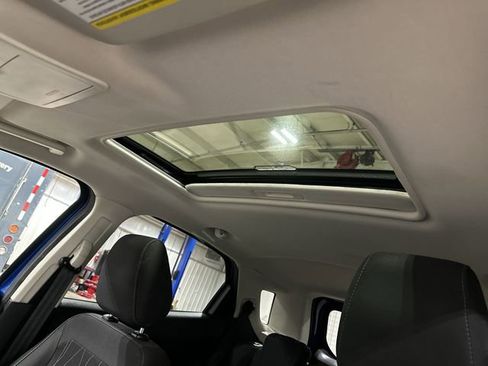 Used 2019 Ford EcoSport SE w/ SE Convenience Package image 20