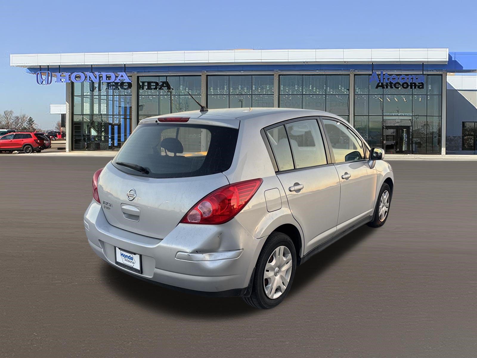 Used 2010 Nissan Versa 1.8 S w/ PWR Plus Pkg FWD image 5