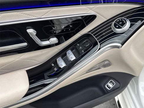 Used 2023 Mercedes-Benz S 500 4MATIC image 27