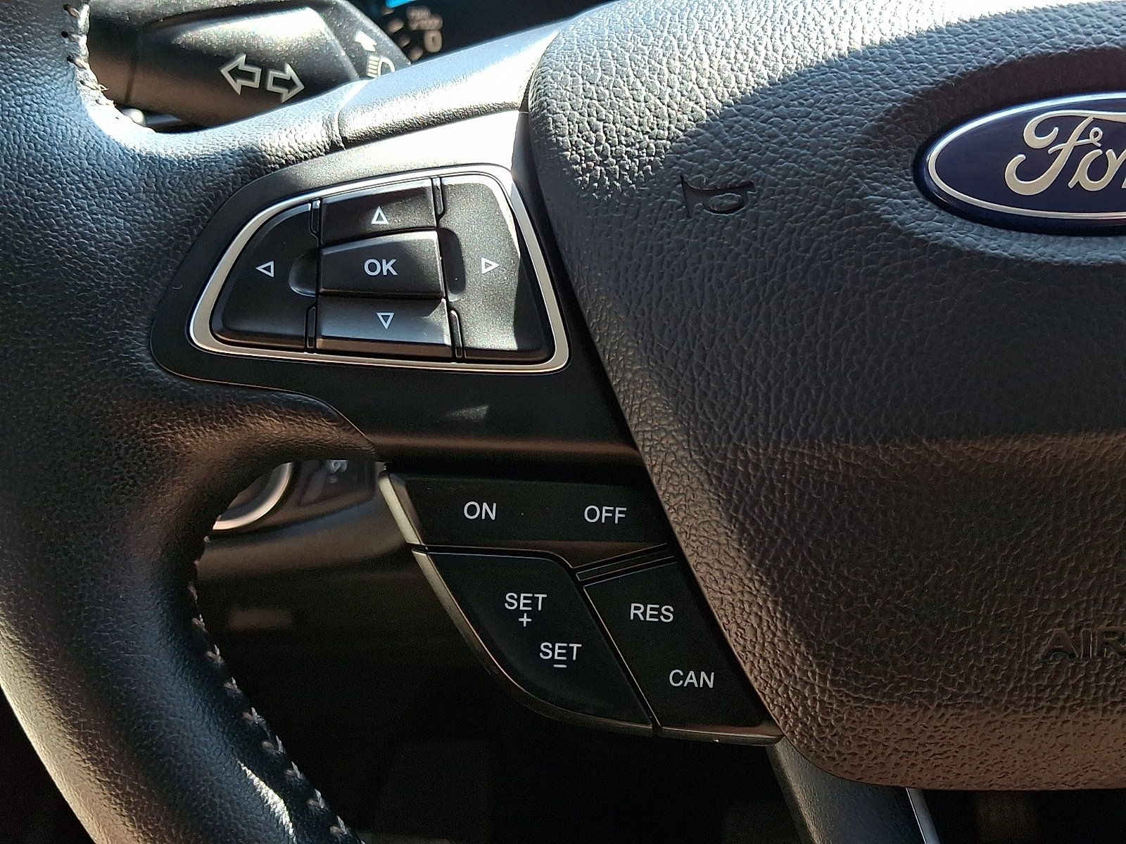 Used 2019 Ford Escape SEL AWD/4WD image 20
