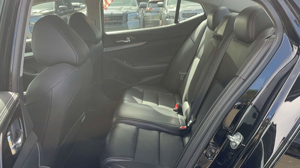 Used 2018 Nissan Maxima 3.5 SL FWD image 15