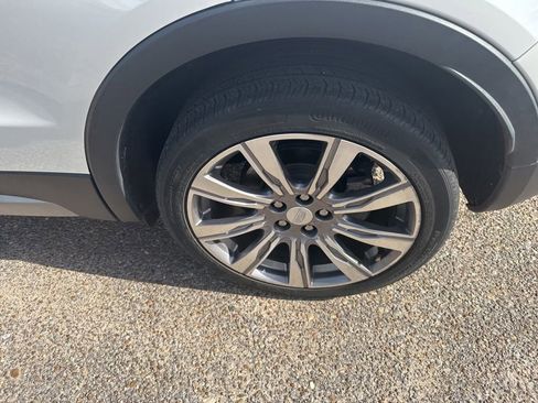 Used 2019 Cadillac XT4 Premium Luxury w/ Driver Assist Package FWD image 23