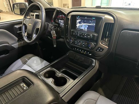 Used 2018 Chevrolet Silverado 1500 LTZ Z71 w/ LTZ Plus Package image 28