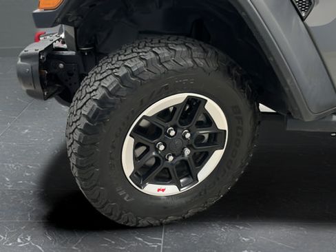 Used 2019 Jeep Wrangler Unlimited Rubicon AWD/4WD image 41