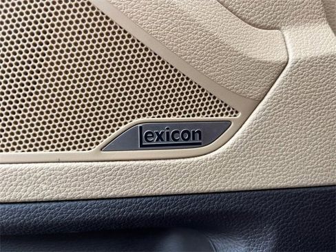 Used 2015 Hyundai Genesis 3.8 w/ Option Group 04 image 17