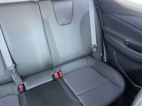 Used 2025 Buick Encore GX Preferred AWD/4WD image 35