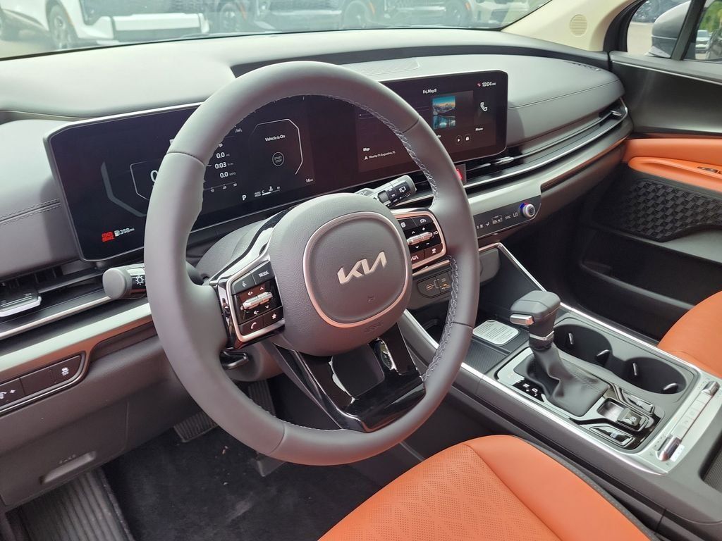 New 2026 Kia Carnival SX w/ SX Dark Edition Package FWD image 24