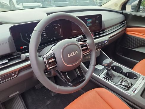 New 2026 Kia Carnival SX FWD image 24