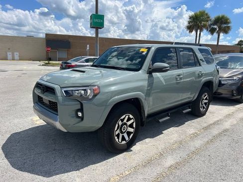 Used 2023 Toyota 4Runner TRD Off-Road Premium w/ Moonroof Package AWD/4WD image 4