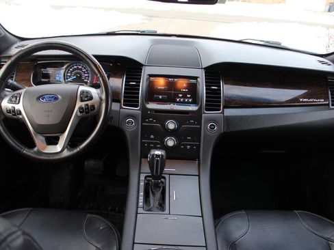 Used 2014 Ford Taurus Limited image 33