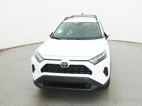 New 2025 Toyota RAV4 XLE image 15