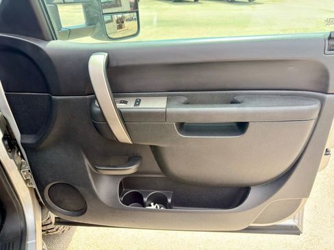 Used 2011 GMC Sierra 2500 SLE w/ SLE Preferred Package image 27