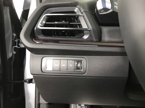 New 2026 Chevrolet Traverse Z71 w/ Driver Confidence Package image 17