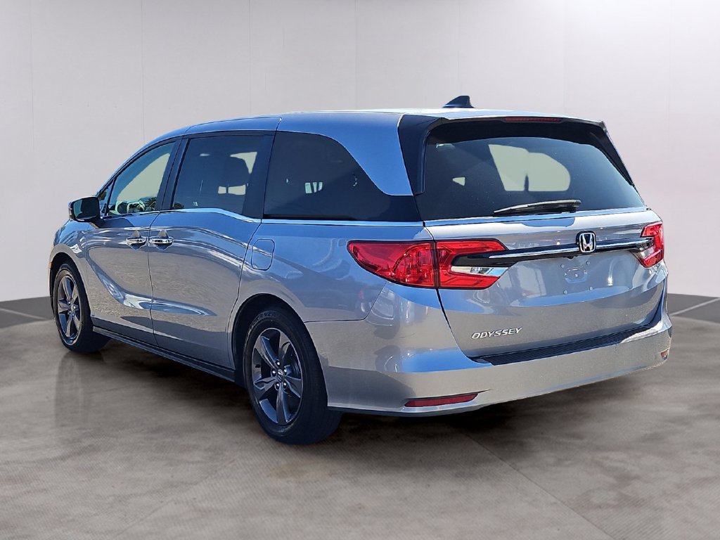 Certified 2024 Honda Odyssey EX image 6