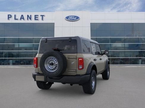 New 2026 Ford Bronco 4-Door image 10