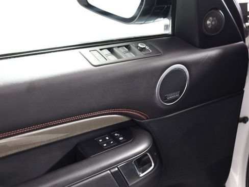 Used 2019 Land Rover Discovery HSE AWD/4WD image 15