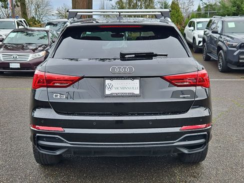 Used 2023 Audi Q3 2.0T Premium Plus w/ Premium Plus Package image 4