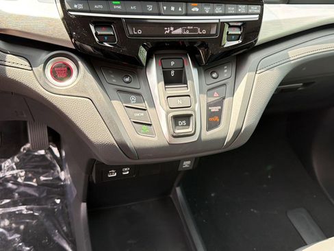 New 2026 Honda Odyssey EX-L image 18
