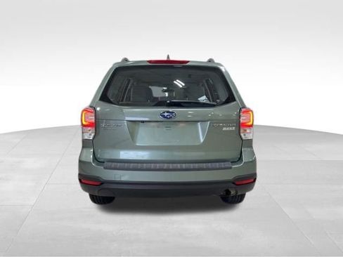 Used 2017 Subaru Forester 2.5i w/ Alloy Wheel Package image 21