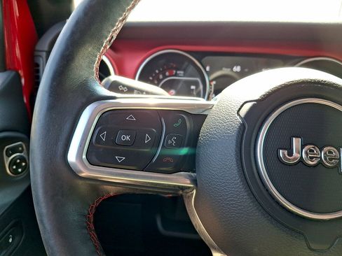 Used 2019 Jeep Wrangler Unlimited Rubicon AWD/4WD image 17