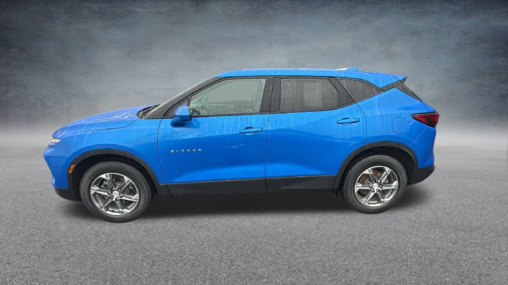 Used 2025 Chevrolet Blazer LT AWD/4WD image 7