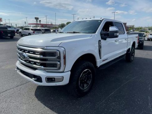 Used 2024 Ford F250 Platinum w/ Tremor Off-Road Package image 5
