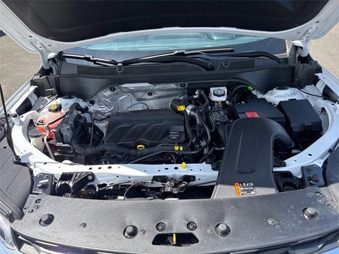 Used 2024 Chevrolet Trax LT w/ Driver Confidence Package image 24