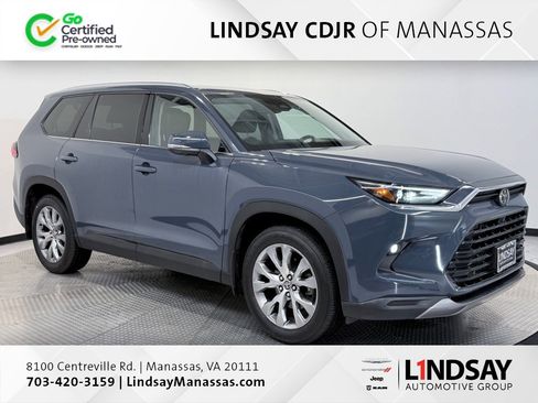 Used 2024 Toyota Grand Highlander Limited image 1