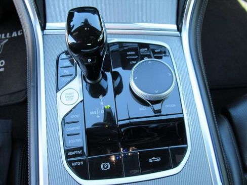 Used 2025 BMW 840i xDrive Convertible AWD/4WD image 25