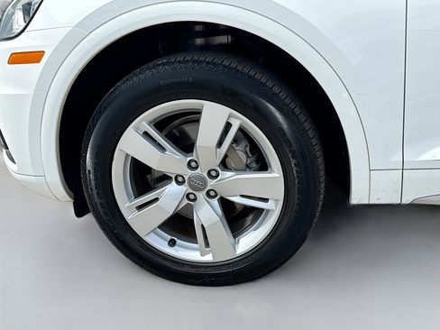 Used 2019 Audi Q5 2.0T Premium Plus w/ Premium Plus Package AWD/4WD image 42
