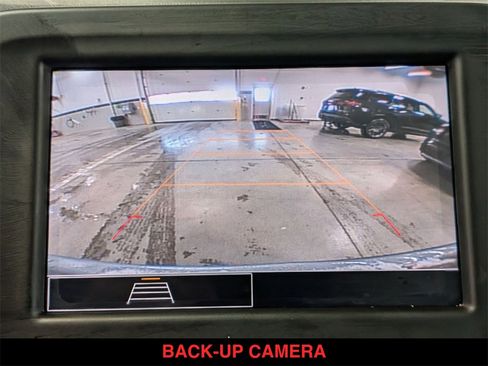 Used 2024 Chevrolet Equinox LT w/ LPO, Floor Liner Package image 4