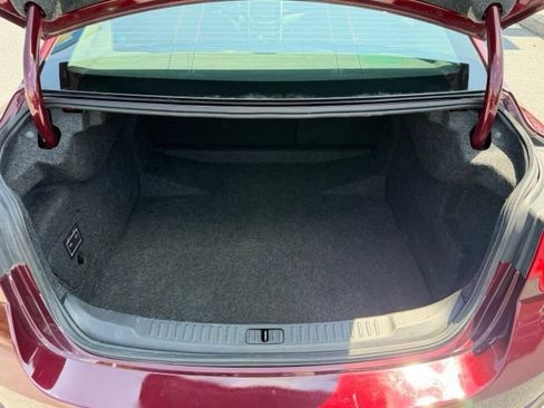 Certified 2016 Chevrolet Malibu LT FWD image 18
