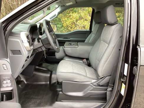 Used 2023 Ford F150 XL w/ XL Chrome Appearance Package image 21