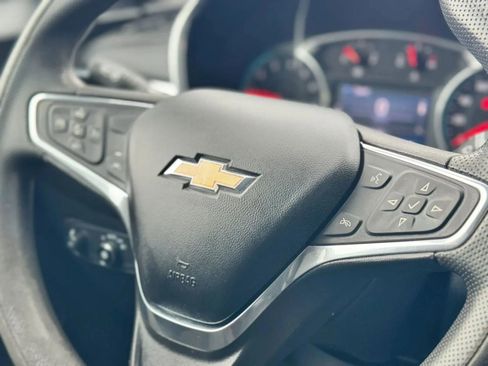 Used 2020 Chevrolet Equinox LT image 22