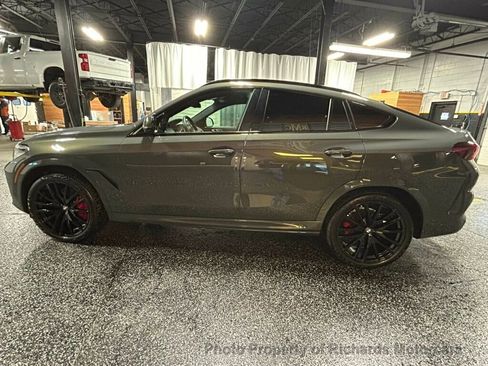 Used 2022 BMW X6 xDrive40i AWD/4WD image 6