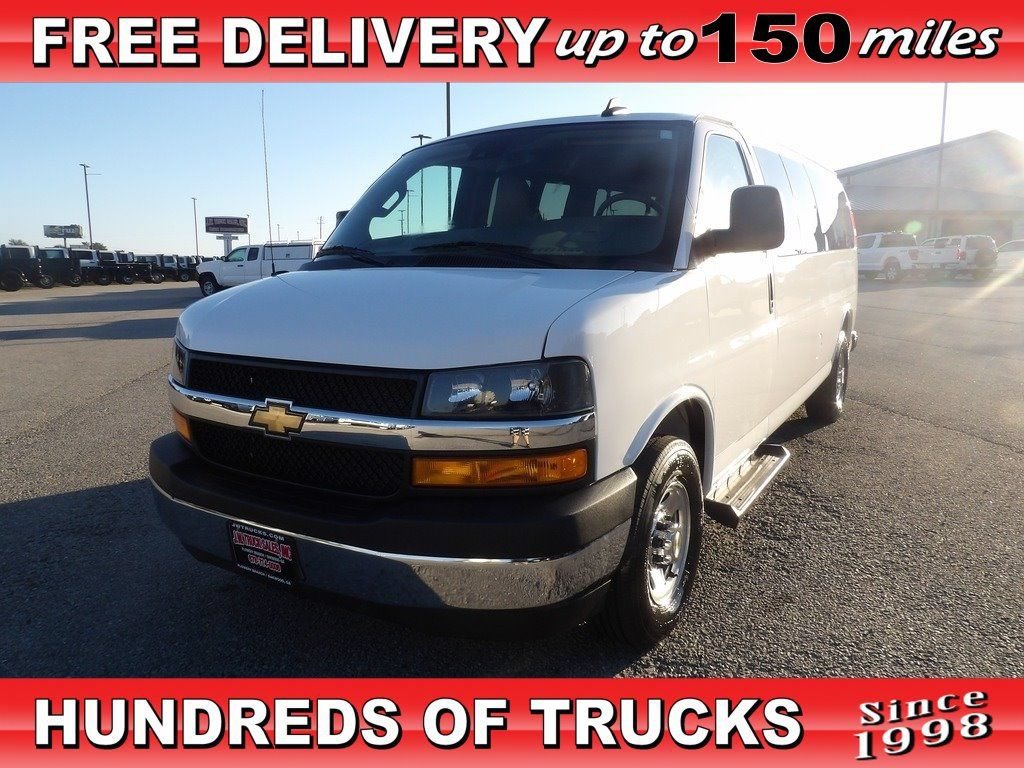Used 2025 Chevrolet Express 3500 LT w/ LT Preferred Equipment Group RWD image 1