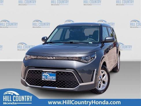 Used 2024 Kia Soul LX w/ Option Group 015 FWD image 1